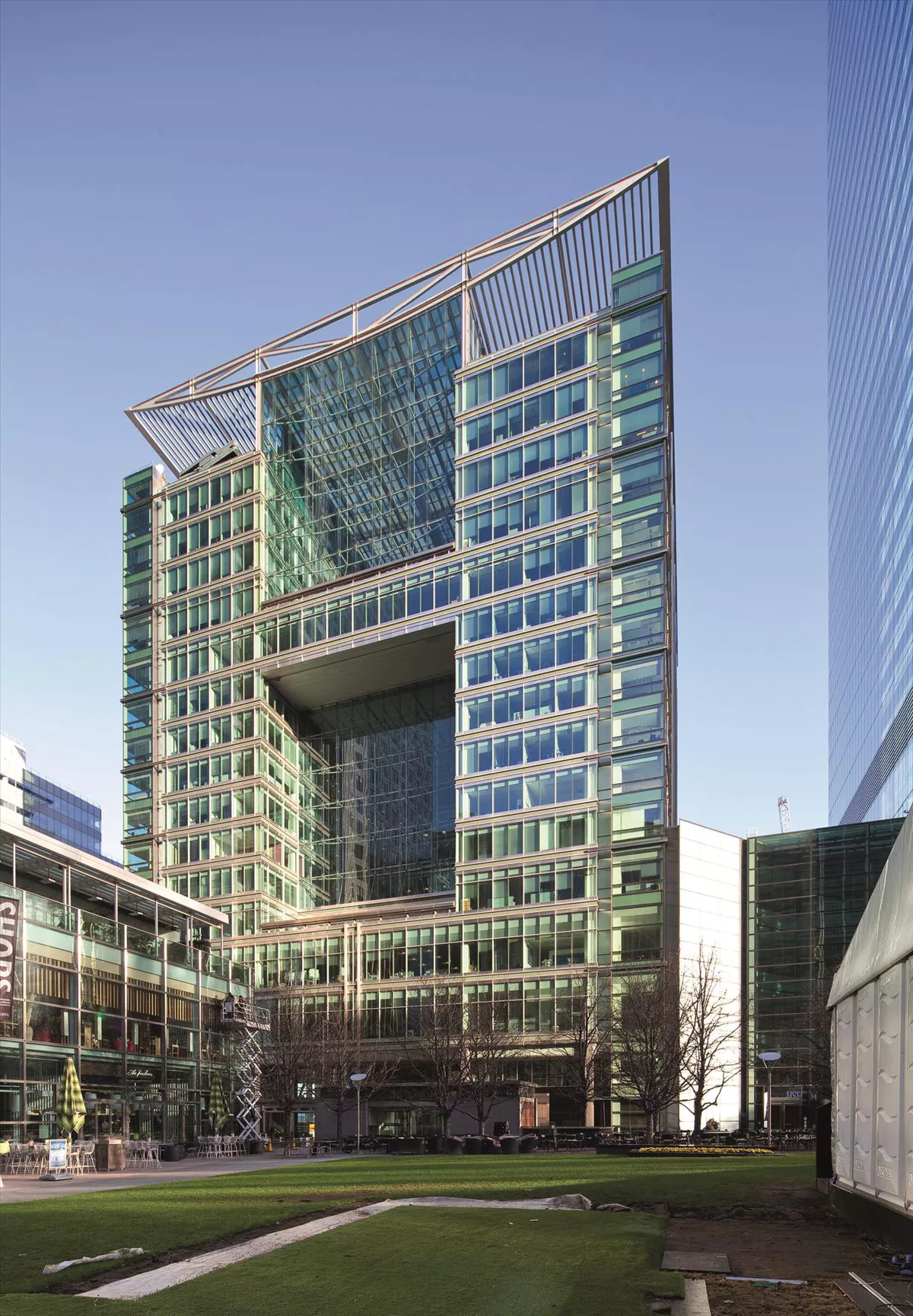 5 Canada Sq