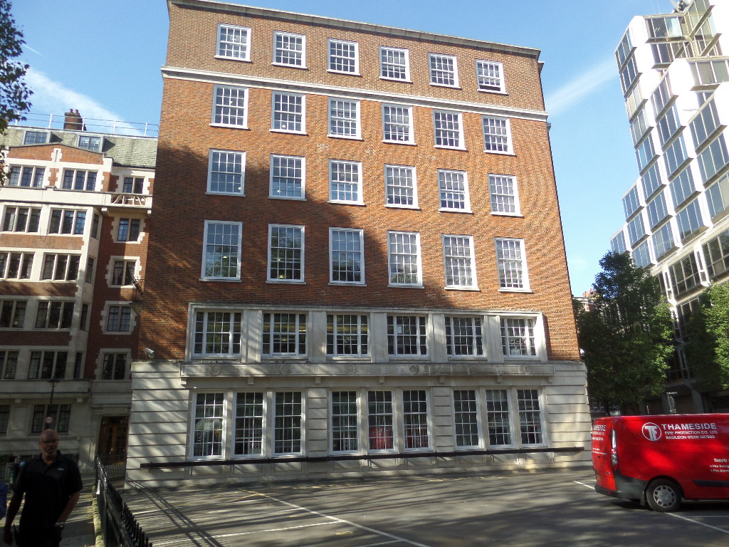 One Carlisle Pl